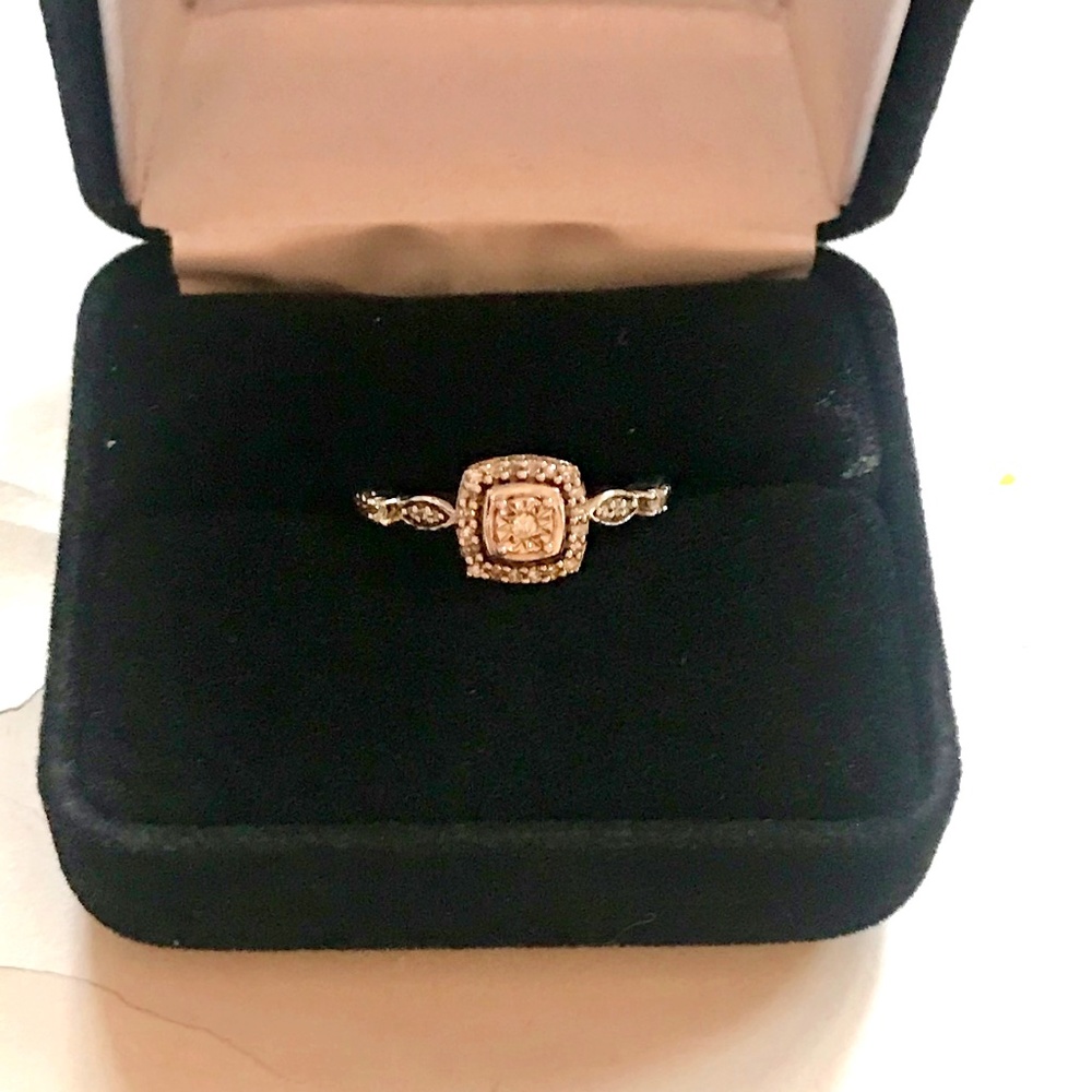 Diamond Promise Ring - Picture 2 of 6